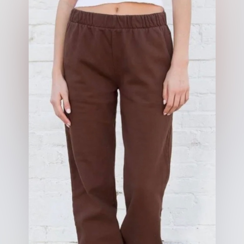 Brandy Melville Rosa sweats